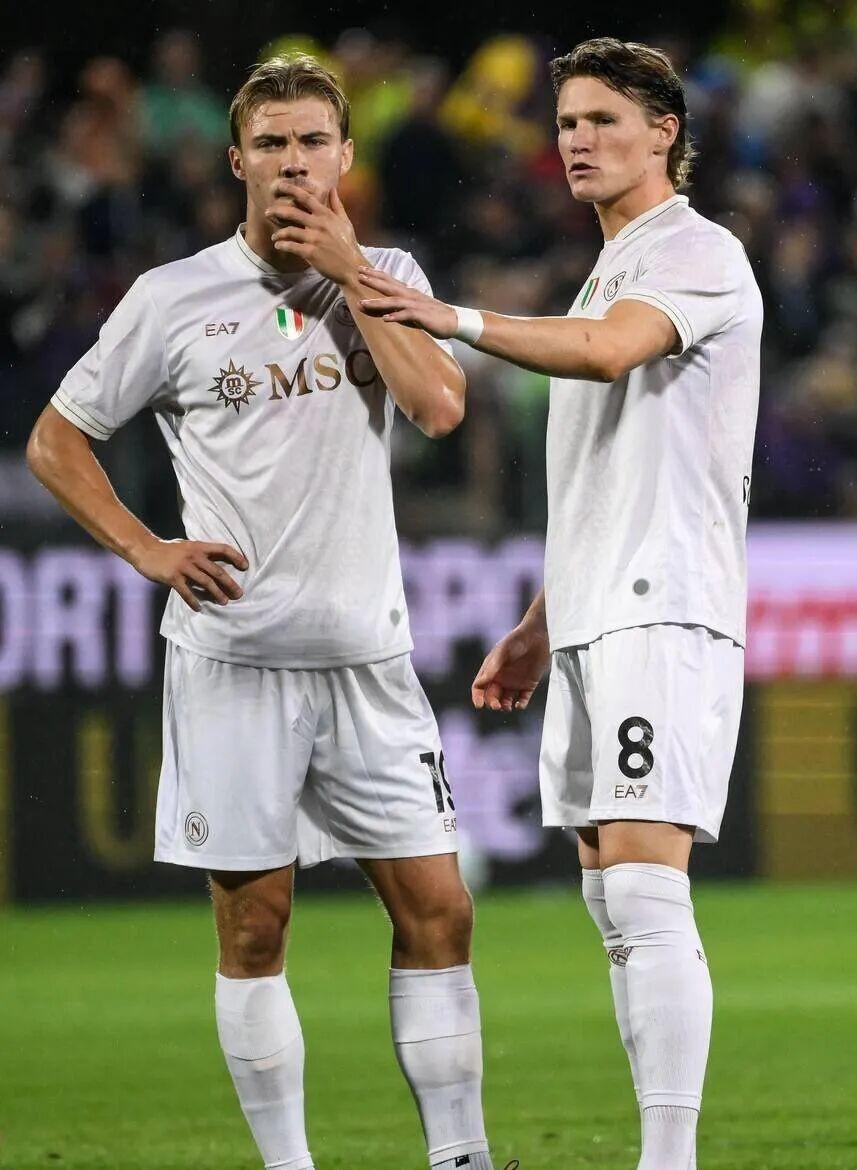 包含意甲集结日再迎强敌，那不勒斯豪取连胜，主帅态度：赛场秩序良好，阵容厚度经受考验的词条-九游体育下载